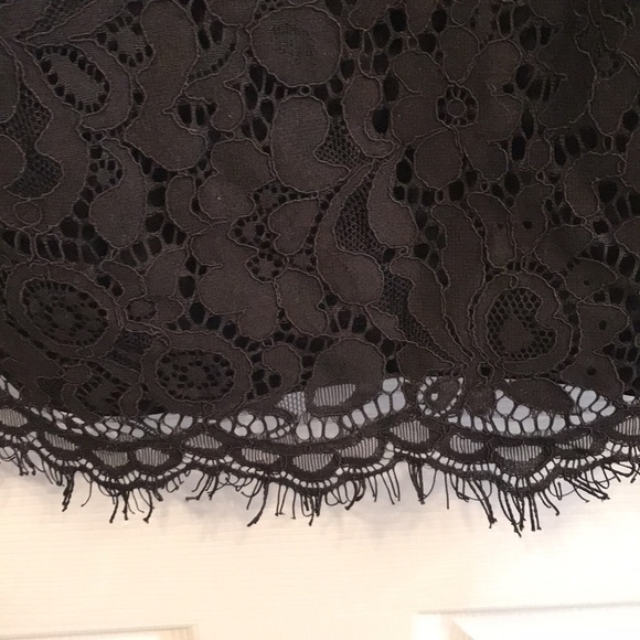 Isaac Mizrahi Live L pullover cold shoulder top - Picture 3 of 6